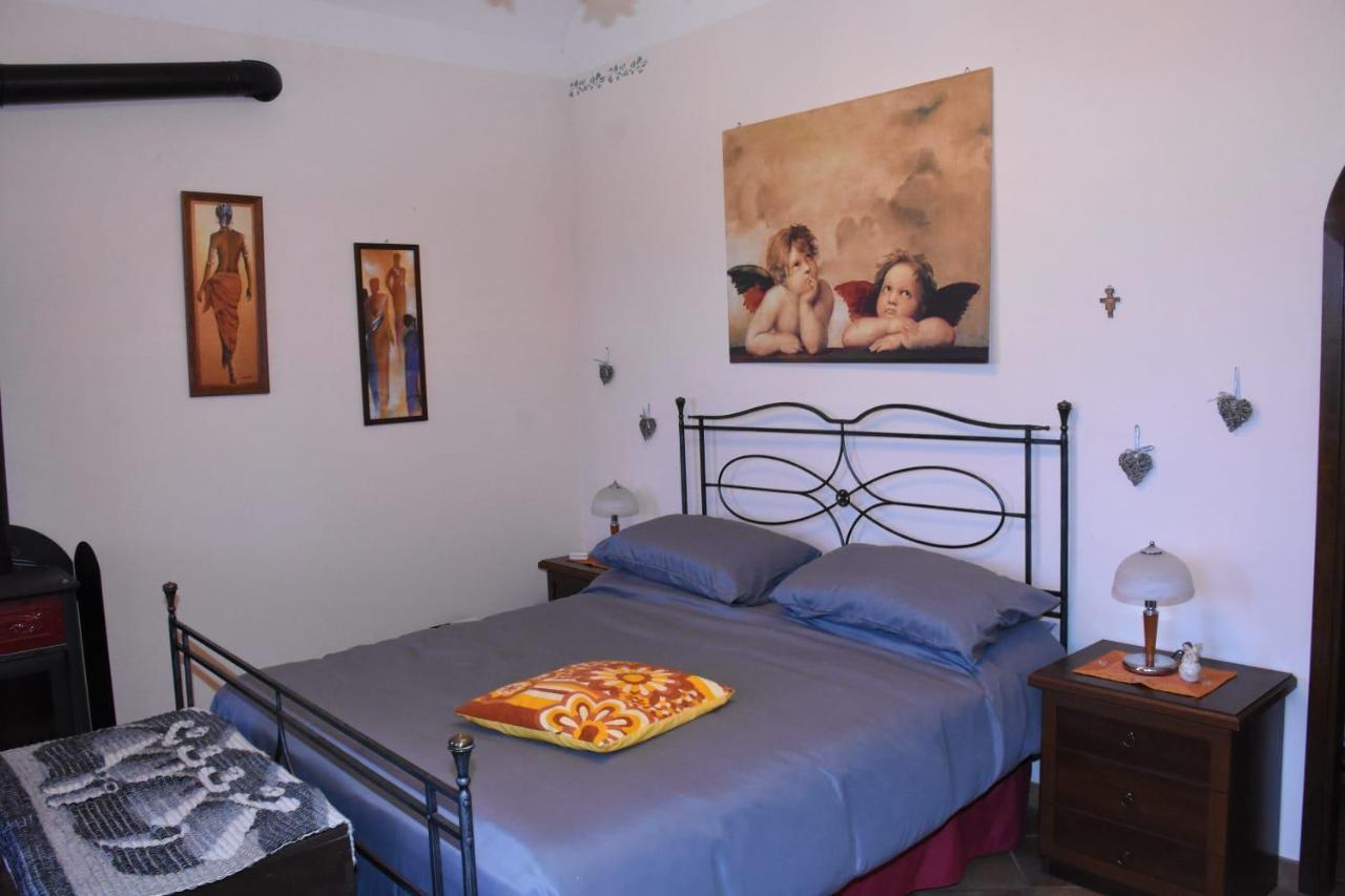 Bed and Breakfast La Casa Di Enzo Lequio Tanaro Exterior foto